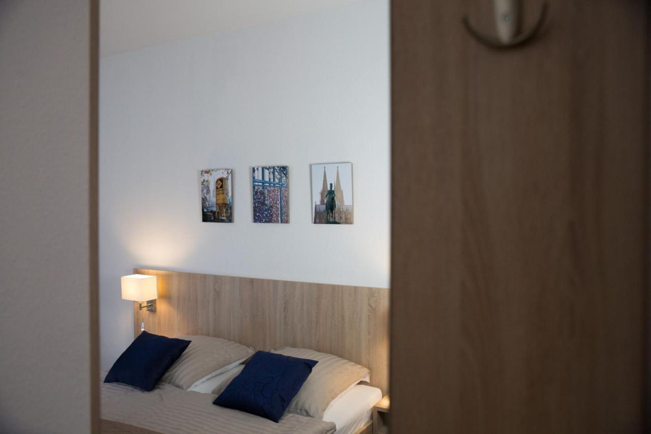 Hotel Pilar Garni Köln Dış mekan fotoğraf